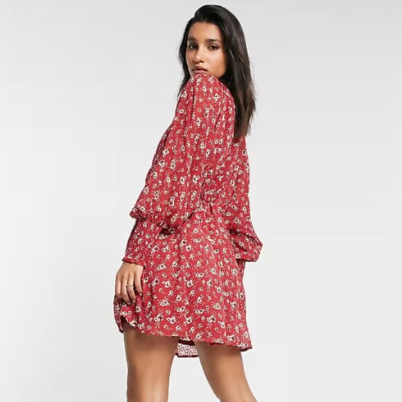 NWT mini dress in red US 14 - Picture 2 of 2